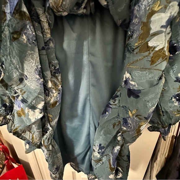 floral dress - Picture 4 of 4